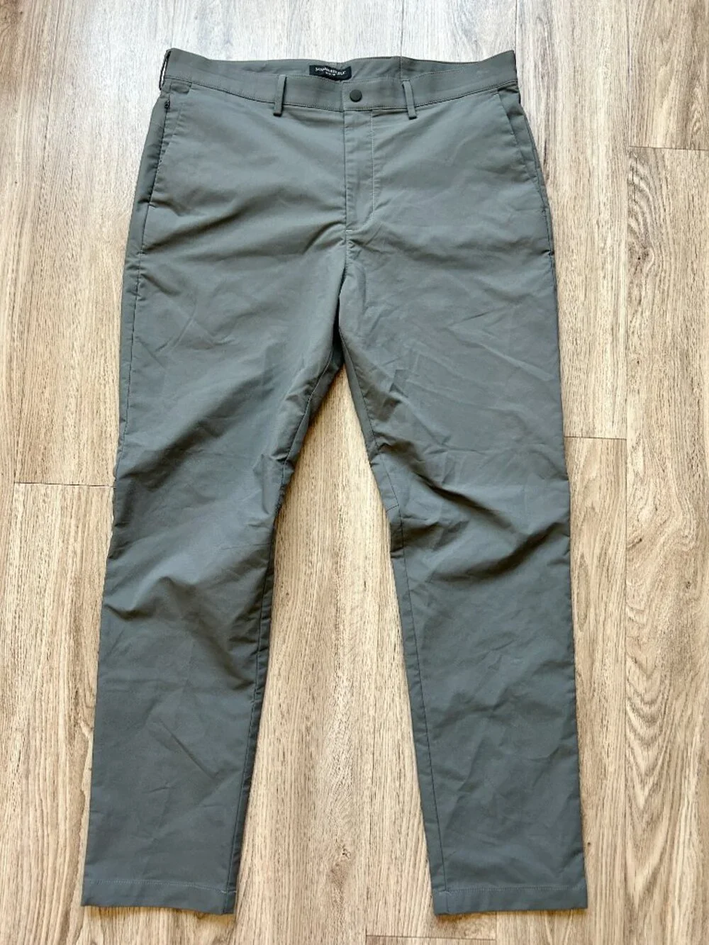 Banana Republic Men's Slim City Pants Skyline Gray Lightweight Commute 35x32